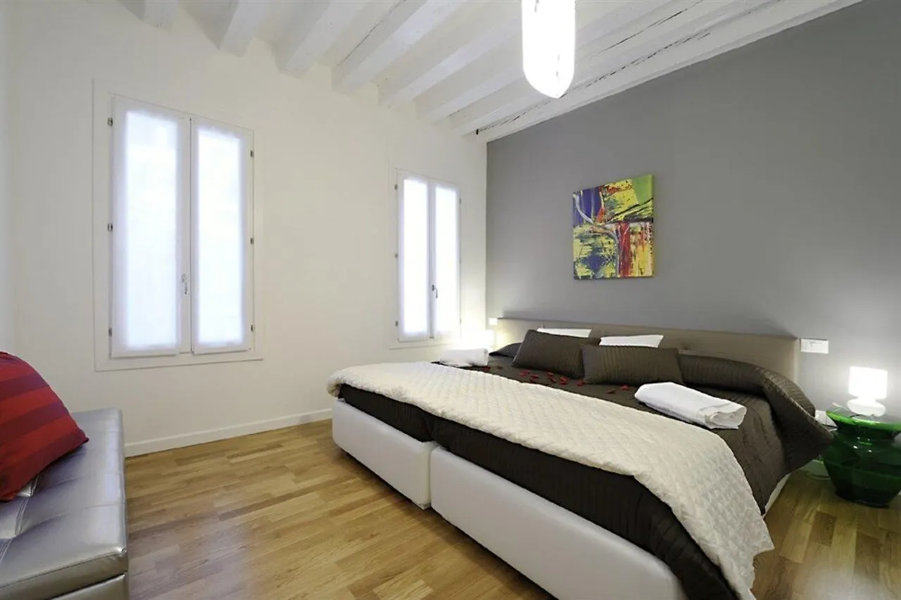 Rialto Al Manganer Apartment Venice 0*,  Italy